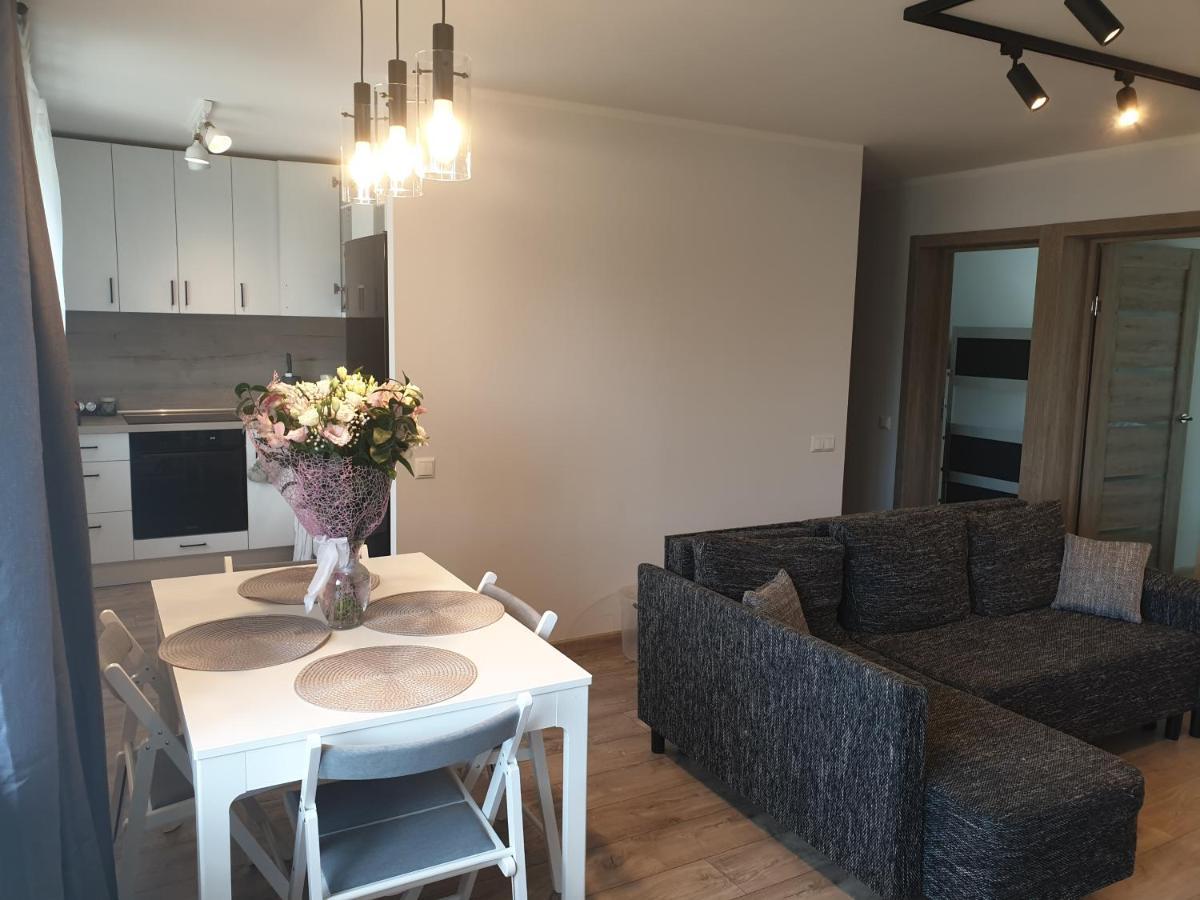 Apartment Spacious In *